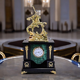 Часы каминные интерьерные